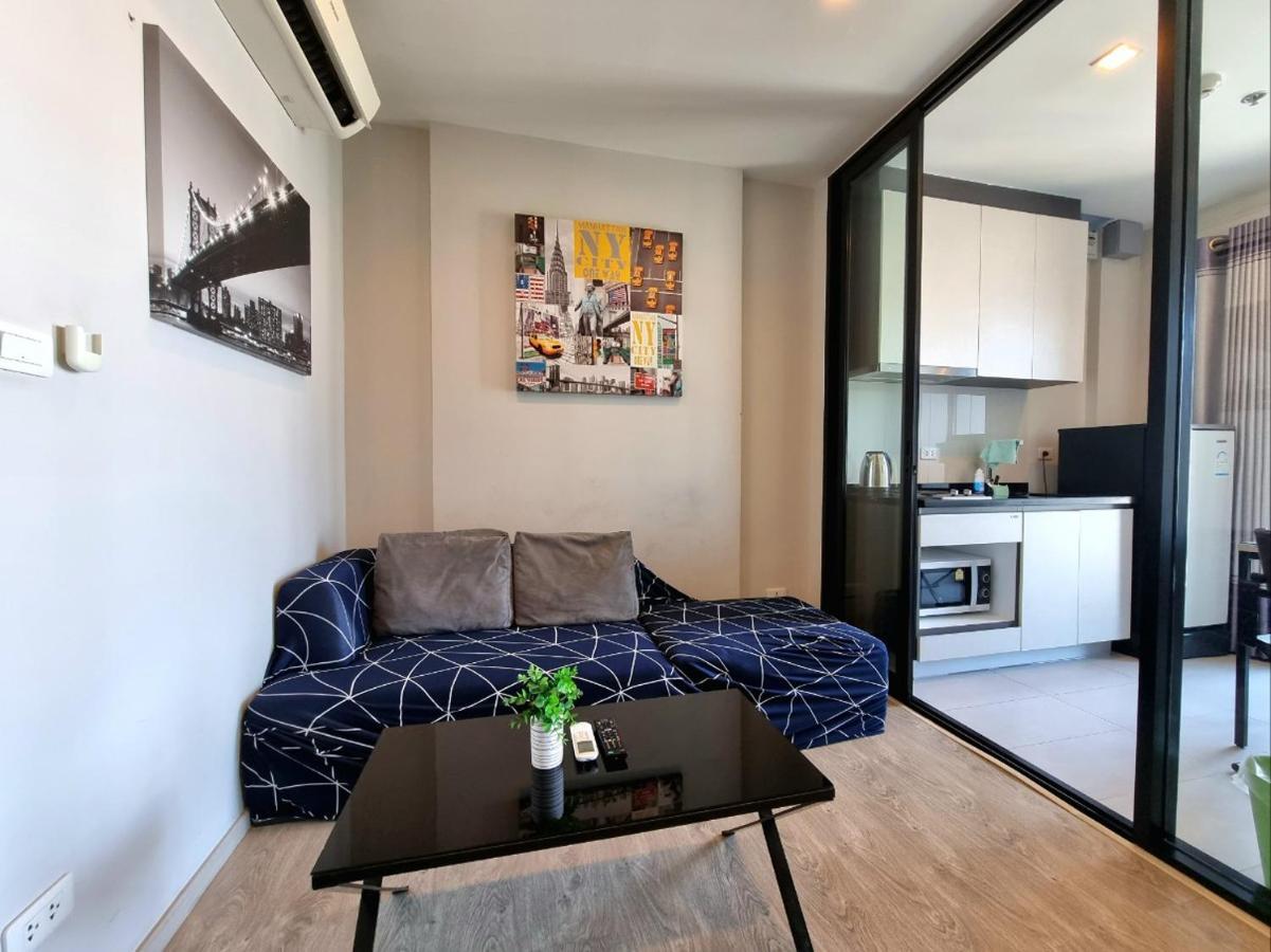 Apartemen The Base Center Of Rooftop Swimming Pool Pattaya