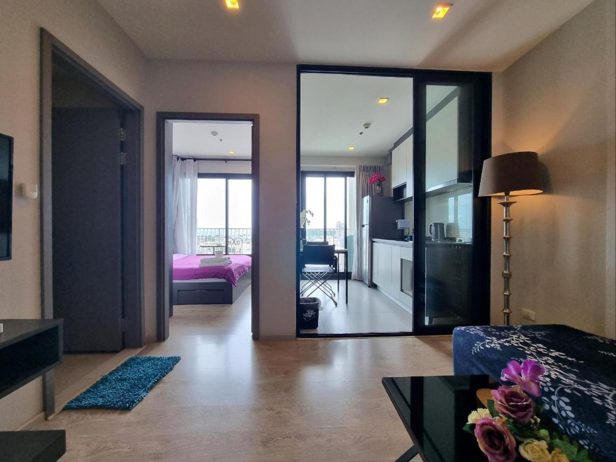 The Base Center Of Rooftop Swimming Pool Apartemen