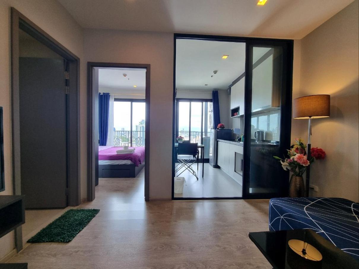Apartemen The Base Center Of Rooftop Swimming Pool Pattaya